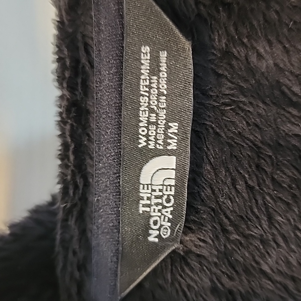 Fuzzy northface - Picture 3 of 4
